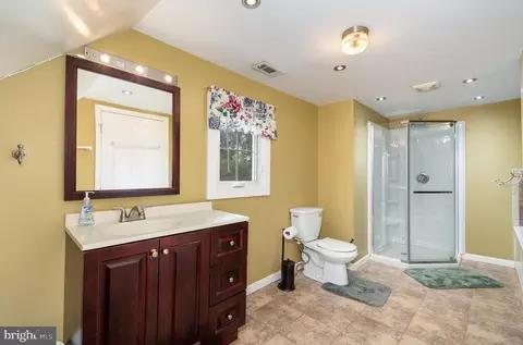 2222 Hammonds Ferry Rd, Halethorpe, MD 21227 photo 20