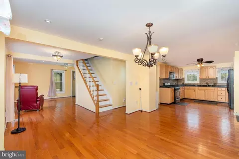 2222 Hammonds Ferry Rd, Halethorpe, MD 21227 photo 10