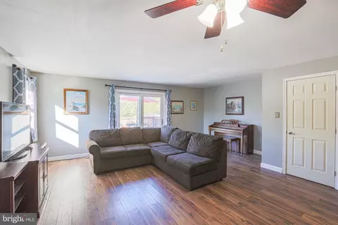2 Perryfalls Pl, Nottingham, MD 21236 photo 24