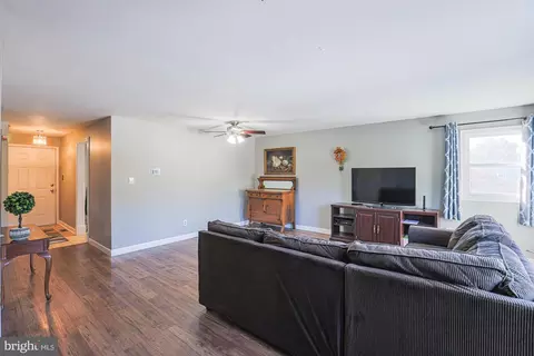 2 Perryfalls Pl, Nottingham, MD 21236 photo 29