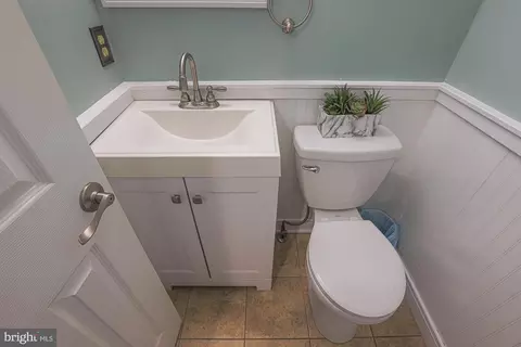 2 Perryfalls Pl, Nottingham, MD 21236 photo 33