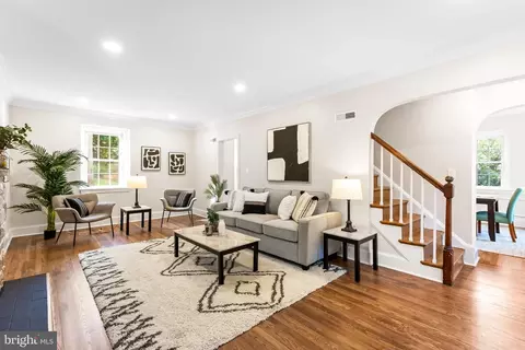 7116 Wardman Rd, Baltimore, MD 21212 photo 11