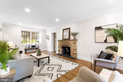 7116 Wardman Rd, Baltimore, MD 21212 photo 10