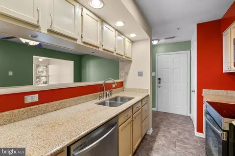 7641 Gladstone Rd #5-7641, Windsor Mill, MD 21244 photo 12