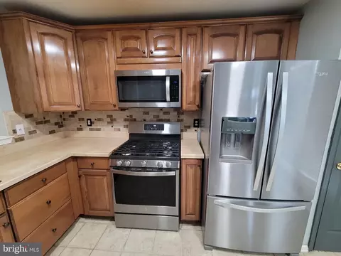7733 Cornerstone Way, Windsor Mill, MD 21244 photo 8