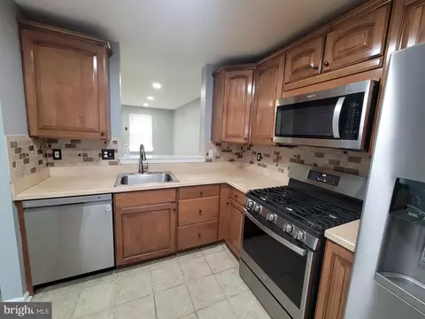 7733 Cornerstone Way, Windsor Mill, MD 21244 photo 7