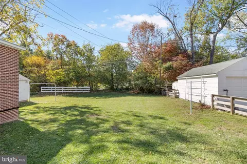 1219 Circle Dr, Halethorpe, MD 21227 photo 33