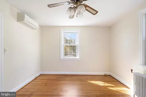 1219 Circle Dr, Halethorpe, MD 21227 photo 16