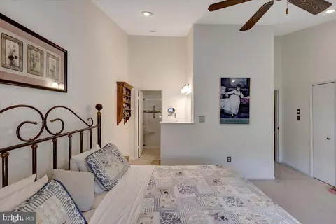 6949 Copperbend Ln, Baltimore, MD 21209 photo 16