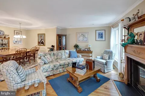 6949 Copperbend Ln, Baltimore, MD 21209 photo 10