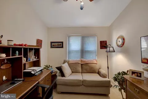 6949 Copperbend Ln, Baltimore, MD 21209 photo 23