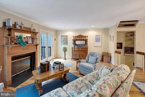 6949 Copperbend Ln, Baltimore, MD 21209 photo 12