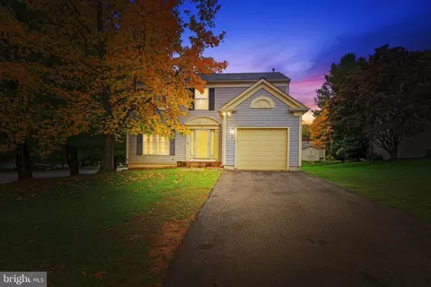 1 Ambling Way Ct, Owings Mills, MD 21117
