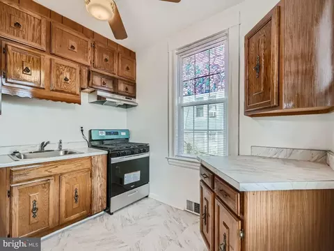 738 Overbrook, Baltimore, MD 21212 photo 12