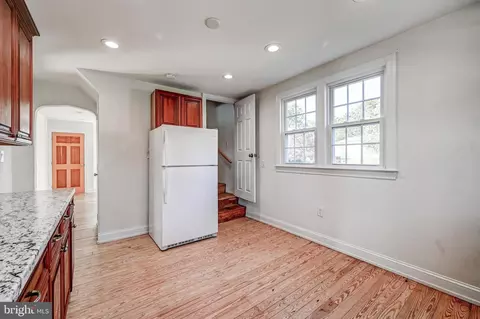 5239 Dewitt Rd, Halethorpe, MD 21227 photo 10