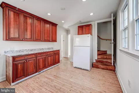 5239 Dewitt Rd, Halethorpe, MD 21227 photo 9