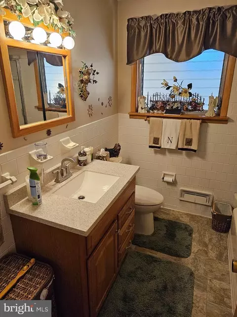 1604 Claridge Ave, Halethorpe, MD 21227 photo 11