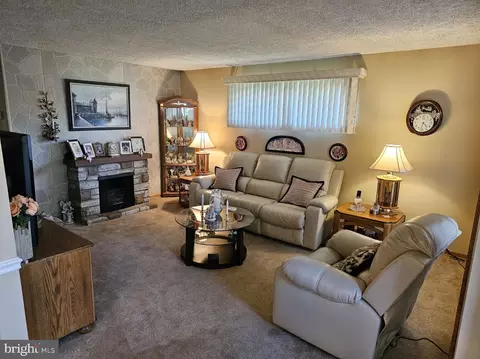 1604 Claridge Ave, Halethorpe, MD 21227 photo 4
