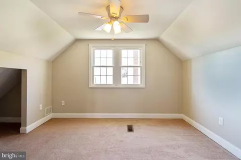 2810 Manoff Rd, Halethorpe, MD 21227 photo 18
