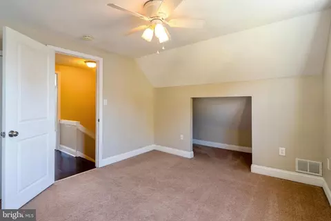 2810 Manoff Rd, Halethorpe, MD 21227 photo 19