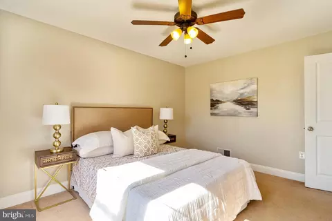 2810 Manoff Rd, Halethorpe, MD 21227 photo 12