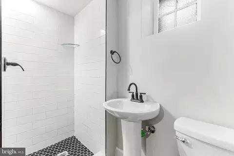 219 Regester Ave, Baltimore, MD 21212 photo 31