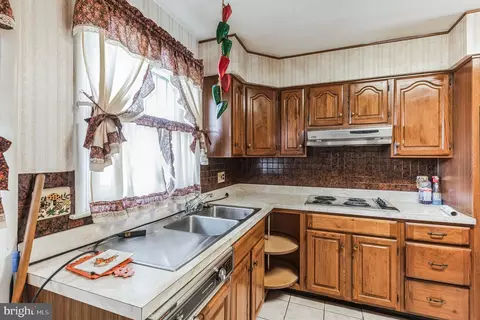 7900 Audubon Ct, Windsor Mill, MD 21244 photo 10