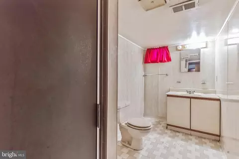 7900 Audubon Ct, Windsor Mill, MD 21244 photo 12