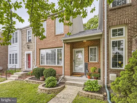 6 Millbridge Ct, Nottingham, MD 21236