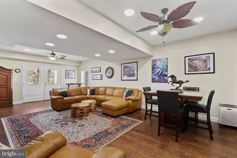 14543 Manor Rd, Phoenix, MD 21131 photo 42