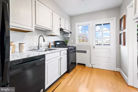 78 Murdock Rd, Baltimore, MD 21212 photo 11