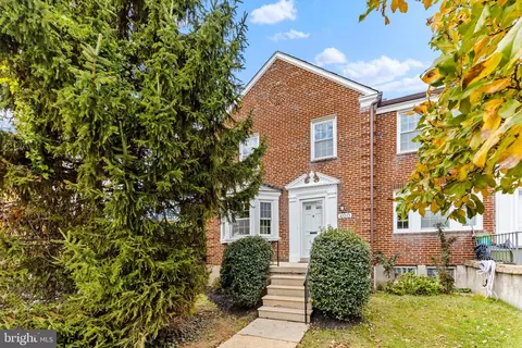 400 Greenlow Rd, Catonsville, MD 21228
