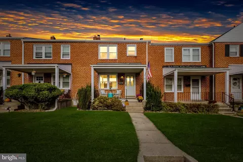 32 Wilfred Ct, Towson, MD 21204