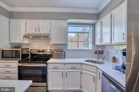 16 Leinster Garth, Nottingham, MD 21236 photo 17