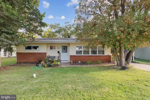 6715 Chisholm Dr, Gwynn Oak, MD 21207