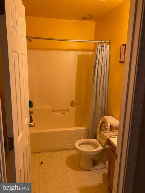 4615 Warren Tree, Baltimore, MD 21229 photo 10
