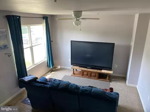 4615 Warren Tree, Baltimore, MD 21229 photo 5