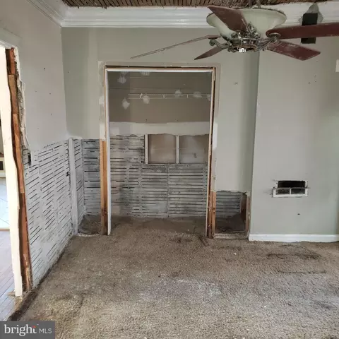 3605 Annapolis Rd, Halethorpe, MD 21227 photo 9