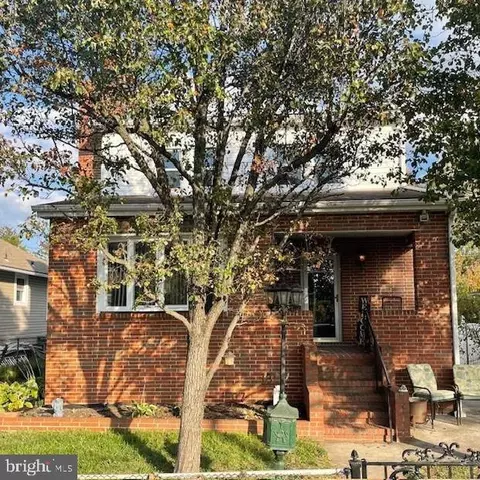 1807 Portship Rd, Dundalk, MD 21222