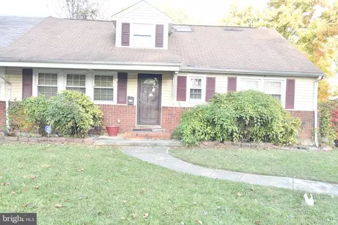 7206 Chamberlain Rd, Windsor Mill, MD 21244