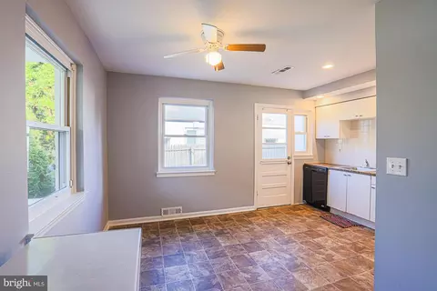 527 Saint Patrick Rd, Baltimore, MD 21206 photo 9