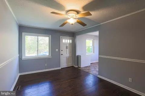 527 Saint Patrick Rd, Baltimore, MD 21206 photo 6