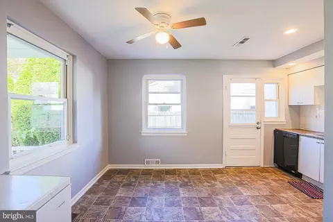 527 Saint Patrick Rd, Baltimore, MD 21206 photo 10