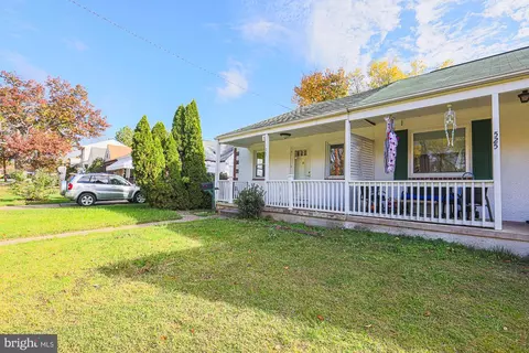 527 Saint Patrick Rd, Baltimore, MD 21206 photo 3