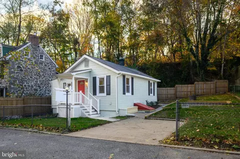 2630 Frederick Rd, Catonsville, MD 21228