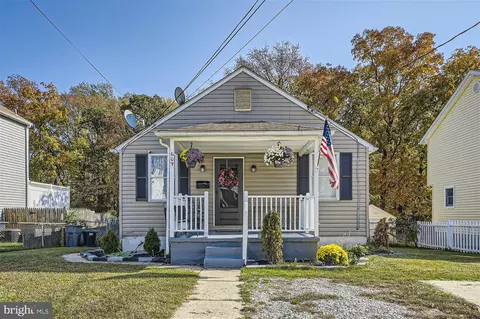 609 N Stuart St, Essex, MD 21221