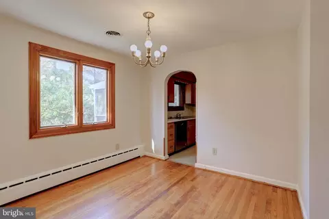 5741 Mineral Ave, Halethorpe, MD 21227 photo 4