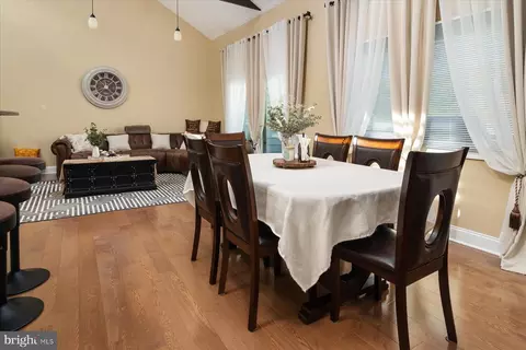4 Longstream Ct #302, Baltimore, MD 21209 photo 10