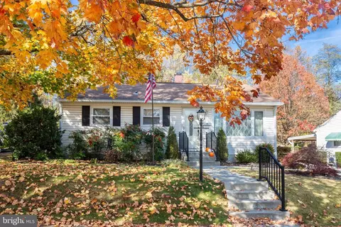 136 Cedarmere Rd, Owings Mills, MD 21117