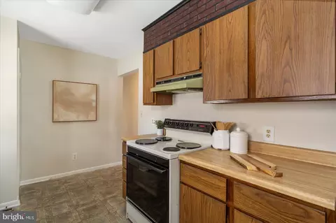 7353 Chesapeake Rd, Middle River, MD 21220 photo 13
